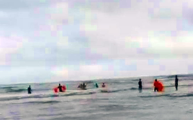 Tắm biển Bình Thuận, 4 du khách chết đuối, 5 người nhập viện