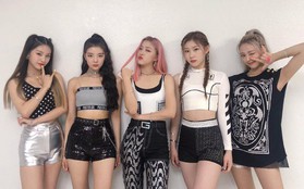 Trước debut, ITZY suýt bị đặt tên “tím lịm tìm sim” sến sẩm, thành song sinh với đàn anh cùng nhà?