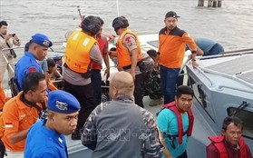 Một tàu hàng Indonesia cùng thủy thủ đoàn mất tích bí hiểm