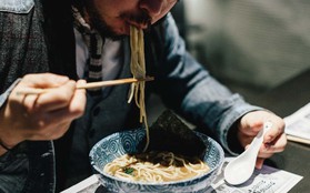 Khi cả thế giới xem thực khách là thượng đế, người Nhật lại có văn hóa ăn uống sao cho... đẹp lòng đầu bếp