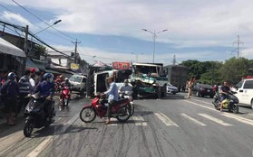 3 ô tô tải tông liên hoàn ở Tiền Giang, giao thông QL1 ùn ứ kéo dài