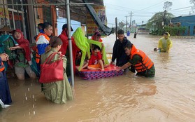 Phú Quốc ngập lịch sử, nghìn người vật lộn trong "trận đại hồng thủy"