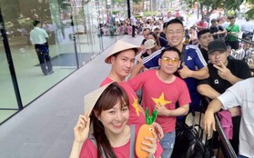Từ Singapore: Cô gái Việt số thứ tự 01 kể hành trình xếp hàng 30 tiếng "săn" iPhone 11