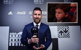 Cậu hai nhà Messi gây sốt với biểu cảm cực đáng yêu khi cha đang nhận giải thưởng cao quý, chiếm trọn spotlight của buổi lễ