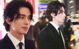 Chùm ảnh Lee Dong Wook đẹp như tượng tạc do fan chụp gây sốt Weibo: Từng góc nghiêng đều cực phẩm thần sầu!