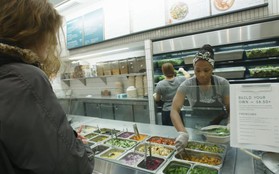 3 chàng trai Mỹ mở chuỗi cửa hàng salad dinh dưỡng trị giá cả tỷ USD