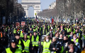 Pháp: Người 'Áo vàng' bắt đầu tuần biểu tình thứ 16 liên tiếp