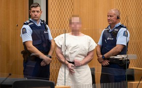 Hình ảnh đầu tiên của kẻ xả súng máu lạnh tại New Zealand khi ra tòa sáng nay