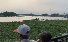 Bơi ra sông Sài Gòn kiếm mồi nhậu, một thanh niên mất tích