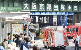 Xe buýt bất ngờ lao vào đám đông ở Nhật Bản, 8 người thương vong