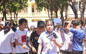 "Cậu bé Sơn La đạp xe 180km thăm em" vào đề thi Toán lớp 10 Nghệ An