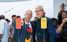 "Cha đẻ" thiết kế iPhone, huyền thoại Apple - Jony Ive rời công ty sau 30 năm cống hiến