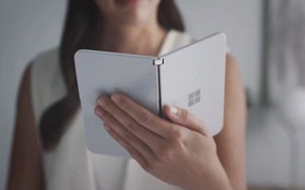 Microsoft bất ngờ ra mắt Surface Duo: Cuốn sổ tay 2 màn hình đầy tinh khôi và thanh thoát