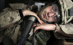 Kĩ thuật giúp 96% lính Mỹ ngủ trong vòng 2 phút: Làm được thì sức khỏe nâng cao, cuộc sống cải thiện!