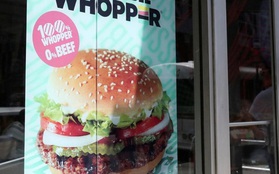 Burger King bị kiện vì làm hamburger chay trên vỉ nướng hamburger mặn