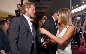 Nóng nhất lễ trao giải đầu năm: Brad Pitt và Jennifer Aniston công khai gặp mặt sau 15 năm ly hôn, ánh mắt gây chú ý