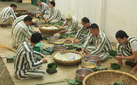 Tết về nơi trại giam và những lời hối lỗi muộn màng: “Mười mấy năm trước, tôi đã từng có những cái Tết đầm ấm bên gia đình”