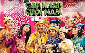 Âm sắc ngày Tết rộn ràng tiếng cười khi cả nhà cùng quây quần xem "Táo quân", "Gala Cười", "Gặp nhau cuối năm"