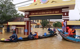 Nhiều trường đại học giảm học phí, có chính sách hỗ trợ sinh viên vùng lũ