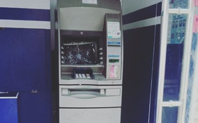 Kẻ lạ dùng đá ném vỡ máy ATM ở Vũng Tàu