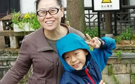 Bài văn xúc động của cậu bé có mẹ lên đường đến Vũ Hán chống dịch Corona: "Cuộc sống vẫn tiếp tục, mẹ tôi sẽ chiến thắng và an toàn trở về"