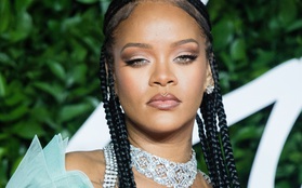 Fan thiết tha hỏi về album mới, Rihanna cũng tha thiết trả lời khiến hàng triệu người tuột mood không phanh