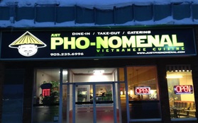 Những biển hiệu “biến hoá khôn lường” của các nhà hàng phở nước ngoài: Thế mới thấy phở Việt Nam được ưa chuộng trên thế giới như nào!