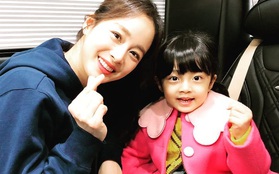 Kim Tae Hee đăng ảnh bên "con gái" thôi mà gây bão MXH: Màn khoe sắc đỉnh cao của 2 thế hệ cách nhau gần 4 thập kỷ