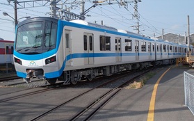 Ngắm đoàn tàu tốc độ 110km/h đầu tiên của tuyến Metro Bến Thành - Suối Tiên chuẩn bị về Sài Gòn