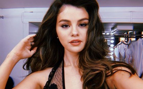 Chị đẹp Selena Gomez từng khiến cả thế giới nín thở vì 1 bức ảnh đã trở lại: Selfie sương sương 30 phút, 2 triệu người nguyện “quỳ rạp”