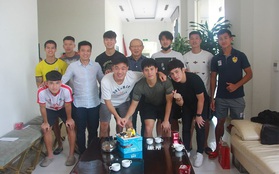 Dàn khách mời "khủng" tham dự bữa tiệc sinh nhật của Lương Xuân Trường: Thầy Park góp mặt
