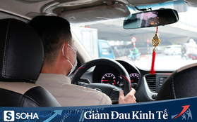 Ảnh hưởng dịch Covid-19, tài xế vay tiền mua ô tô chạy taxi lao đao trong cảnh nợ nần