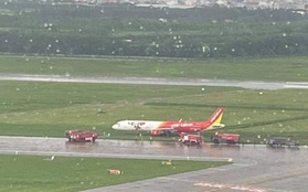 Đại diện hãng Vietjet lên tiếng vụ máy bay hạ cánh trượt khỏi đường băng Tân Sơn Nhất, lao ra bãi cỏ