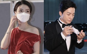 Đi thảm đỏ Baeksang Arts Awards 2020, nghệ sĩ Hàn Quốc diện váy áo lộng lẫy vẫn quyết đeo khẩu trang