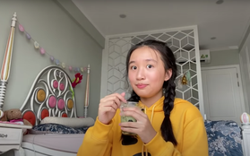 Mặt mộc xinh xắn của Jenny Huỳnh - Youtuber 15 tuổi “quá là sến” đang được dân mạng rất cưng