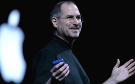 Trốn học, quậy phá đến mức bị đuổi học, cha của Steve Jobs chỉ nói 1 câu với nhà trường nhưng đủ để phát triển tố chất thiên tài của ông