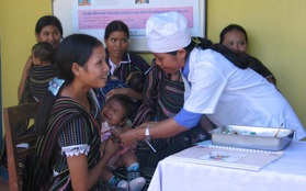 Tiêm vắc xin bạch hầu miễn phí cho trẻ 7 tuổi tại 35 tỉnh/thành phố có nguy cơ