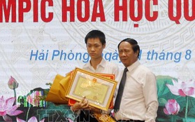 Hải Phòng thưởng nửa tỷ đồng cho “chàng trai vàng” Hóa học Lý Hải Đăng