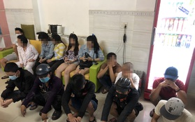 Phát hiện nhóm "dân chơi" thác loạn ma tuý trong khách sạn ở Sài Gòn