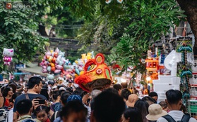 Bày biện để “phá cỗ” Trung thu hoành tráng hay một mình một chiến tuyến, bạn chọn “team” nào?