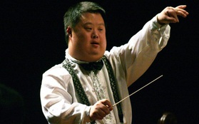 Chu Châu - Nhạc trưởng chỉ huy cả dàn nhạc nhưng có IQ chỉ bằng đứa trẻ 3 tuổi khiến thế giới ngỡ ngàng