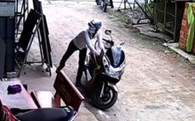 Trộm xe máy, 2 thanh niên dùng CMND của nạn nhân để đi thuê nhà nghỉ bị công an mật phục, bắt giữ ở Sài Gòn