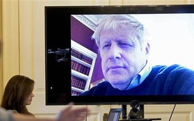 Thủ tướng Anh Boris Johnson chưa phải dùng máy thở