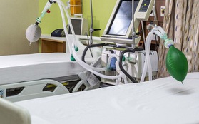 Nghiên cứu của Mỹ: Cứ 10 bệnh nhân COVID-19 nguy kịch, phải sử dụng máy thở thì có gần 9 người tử vong