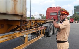 Ngày thứ hai ra quân, CSGT tước 737 giấy phép lái xe, phạt tiền 8,39 tỷ đồng