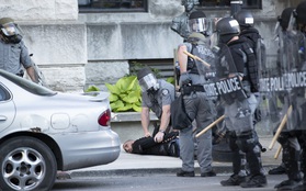Bắn chết người trong lúc dẹp biểu tình, Cảnh sát trưởng Louisville bị sa thải