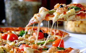 Tại sao nhiều nhà hàng pizza sẵn sàng vứt bỏ đồ ăn lỗi chứ không cho nhân viên?