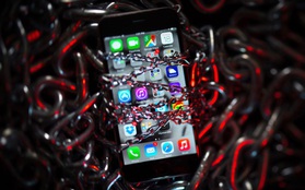 iOS lộ lỗ hổng cực kỳ nghiêm trọng, hacker truy cập iPhone từ xa một cách dễ dàng