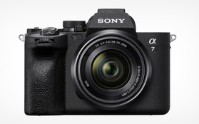 Sony ra mắt máy ảnh Alpha 7 IV: Cảm biến Full-frame 33MP, màn hình xoay lật đa hướng