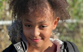 Bé gái 9 tuổi cứu cả gia đình nhờ dùng iPhone và khuôn mặt của người bố để gọi cấp cứu